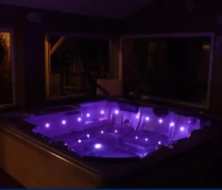 Joli Mobil-home - Terrasse Couverte Pres De La